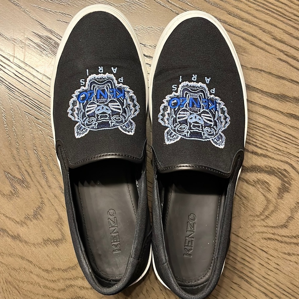 Men Kenzo slip-on size 42 EU (8.5 US)